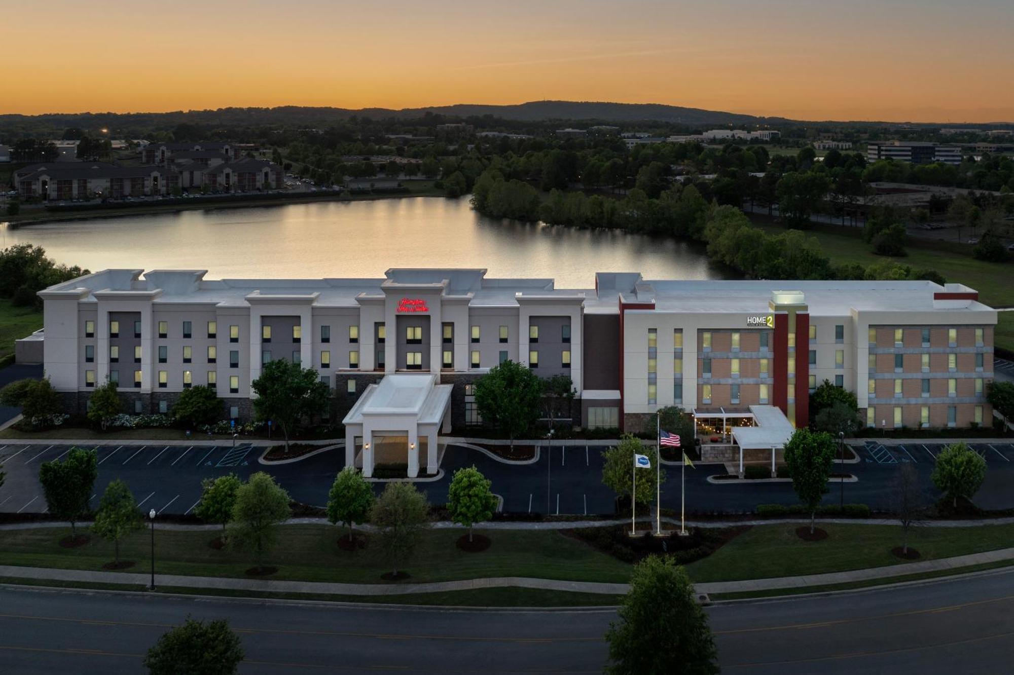 Hampton Inn & Suites Huntsville Research Park Area Exterior foto